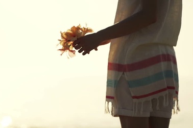 Chán vợ "cành cao", chồng ngã vào tay cô giáo trẻ