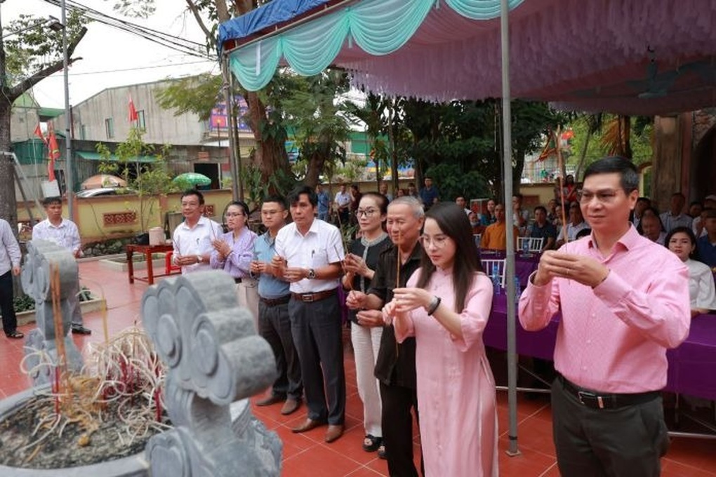 Vẻ đẹp tôn kính của đền Đức Hoàng sau hơn một năm trùng tu - 3 Vẻ đẹp tôn kính của đền Đức Hoàng sau hơn một năm trùng tu - 3
