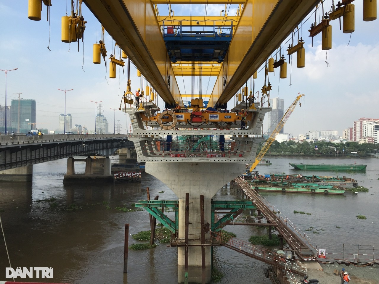 View - Cuộc hẹn 17 năm của tuyến metro đầu tiên ở TPHCM | Báo Dân trí