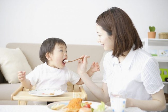 Nghe thì vô lý nhưng 5 thói quen ăn uống sau sẽ quyết định con bạn có thành công trong tương lai hay không - Ảnh 2. Nghe thì vô lý nhưng 5 thói quen ăn uống sau sẽ quyết định con bạn có thành công trong tương lai hay không - Ảnh 2.
