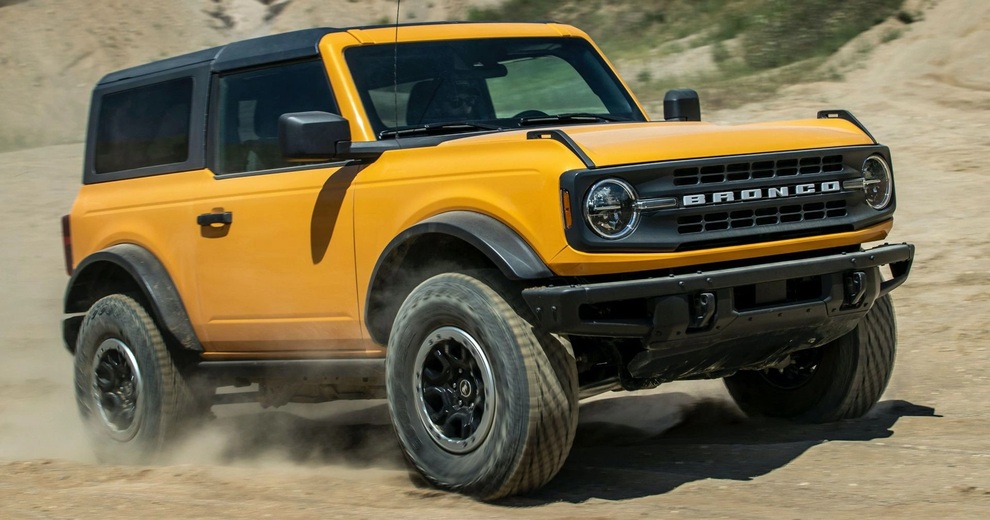 Kỳ lạ Ford Bronco 2021 hàng lướt có giá bán cao gấp đôi giá niêm yết - 1 Kỳ lạ Ford Bronco 2021 hàng lướt có giá bán cao gấp đôi giá niêm yết - 1