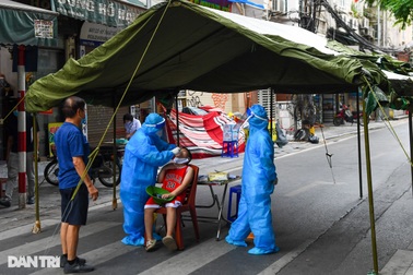 Ngày 18/7: Tăng vọt gần 6.000 ca Covid-19, TPHCM 4.692 trường hợp mắc mới