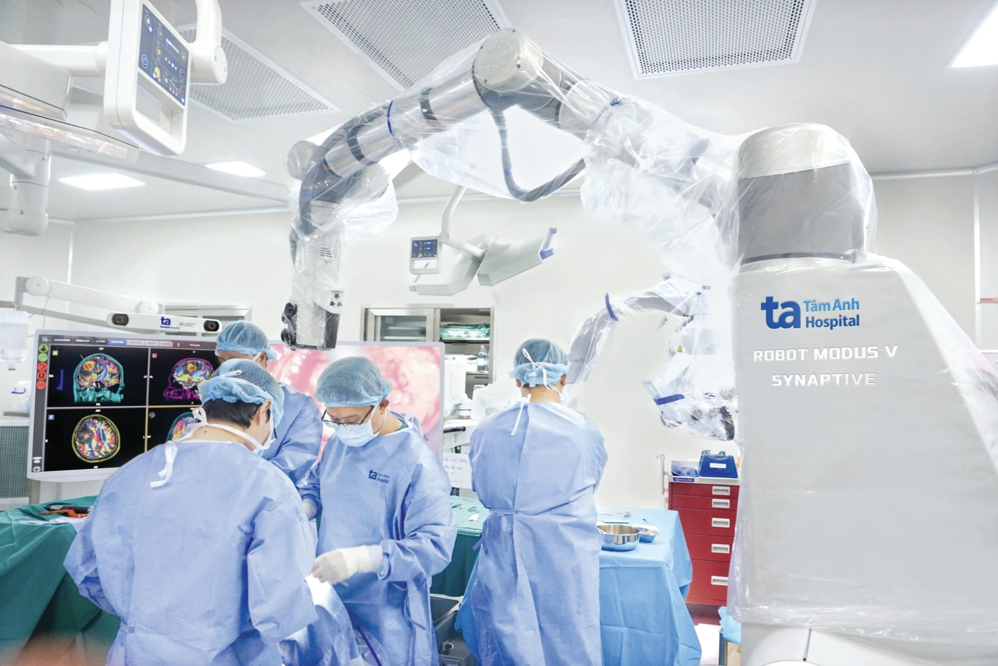 Tầm nhìn đưa y học Việt ngang tầm quốc tế - 3 Tầm nhìn đưa y học Việt ngang tầm quốc tế - 3