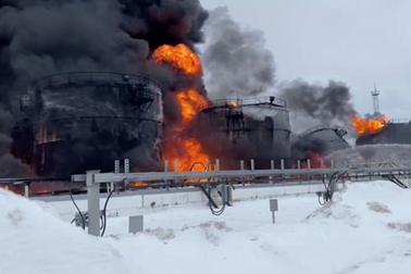 Ukraine đẩy mạnh tập kích sâu, quyết cắt đứt huyết mạch kinh tế của Nga