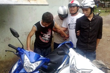 Hai “đá xế” sa lưới hiệp sĩ SBC