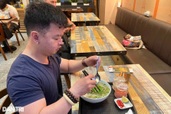 Bát phở 200.000 đồng ở sân bay Nội Bài, khách "than" quá đắt