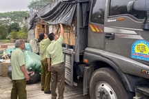 Xe tải chở đầy hàng hóa không có hóa đơn, chứng từ