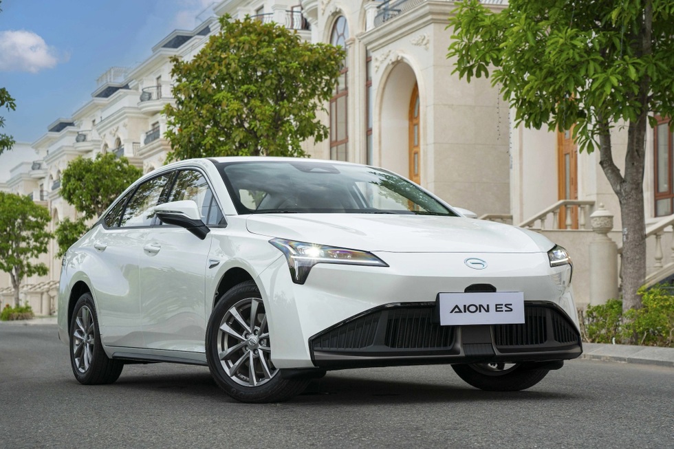 10 mẫu sedan đổ bộ Việt Nam trong năm 2024, đủ từ xăng đến điện - 6 10 mẫu sedan đổ bộ Việt Nam trong năm 2024, đủ từ xăng đến điện - 6