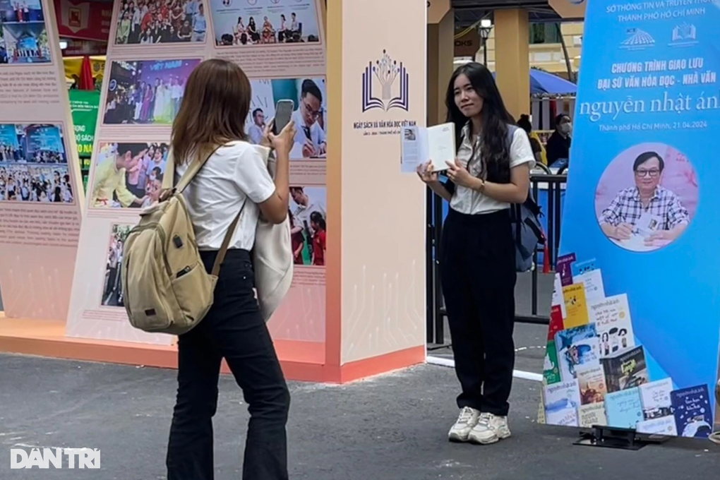 Nguyễn Nhật Ánh: Không can thiệp sâu khi tác phẩm chuyển thể thành phim - 2 Nguyễn Nhật Ánh: Không can thiệp sâu khi tác phẩm chuyển thể thành phim - 2