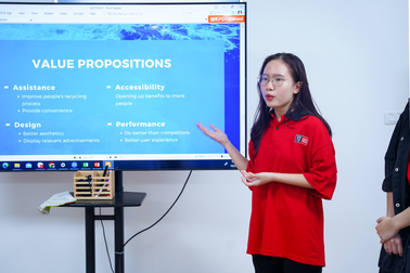 Đào tạo logistics hiện đại không tách rời ứng dụng công nghệ thông minh