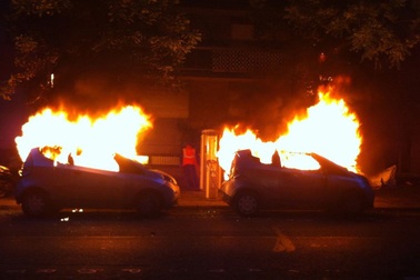 Tỷ lệ xe điện bị cháy có cao hơn xe xăng không, liệu chúng ta có lo quá?