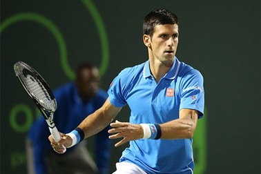 Djokovic, Nishikori tăng tốc