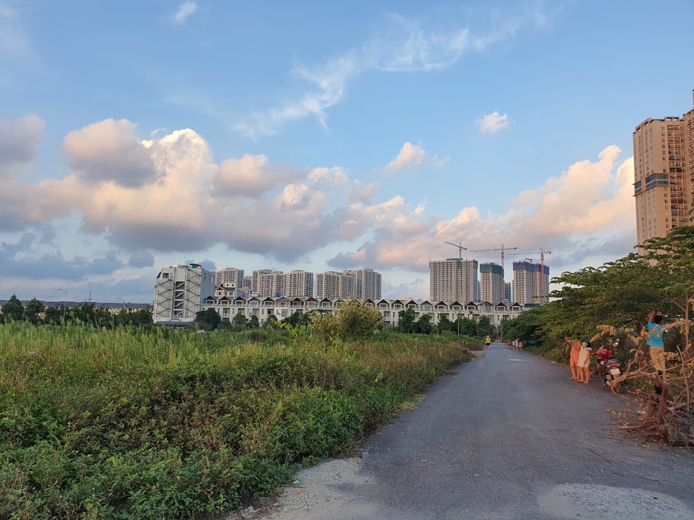 Khu nào đất sốt nhất Hà Nội, hơn 3 năm giá tăng 2-3 lần? - 4 Khu nào đất sốt nhất Hà Nội, hơn 3 năm giá tăng 2-3 lần? - 4