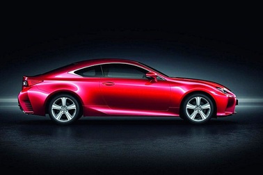 Lexus tăng sức cạnh tranh ở phân khúc xe thể thao với RC 200t