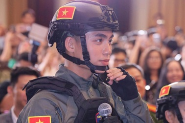 Tiến Luật suýt ngất xỉu, MONO ngạt thở khi nhập vai làm công an