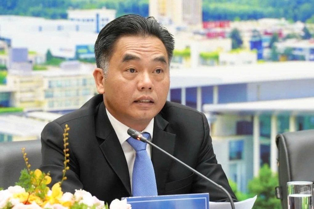 Công bố lãnh đạo chính quyền TPHCM mới sau hợp nhất - 2 Công bố lãnh đạo chính quyền TPHCM mới sau hợp nhất - 2