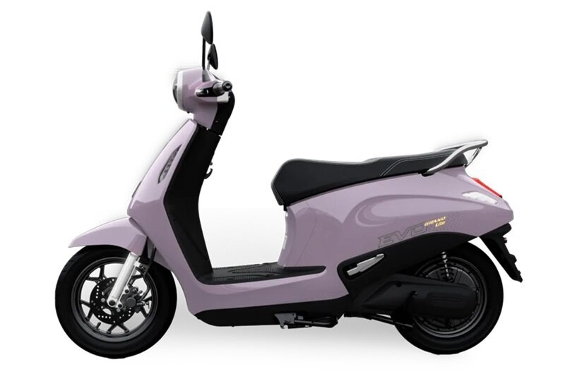 Giảm giá còn 16 triệu đồng, VinFast Evo Grand Lite bền bỉ lại có thể đi tới 198 km/lần sạc!