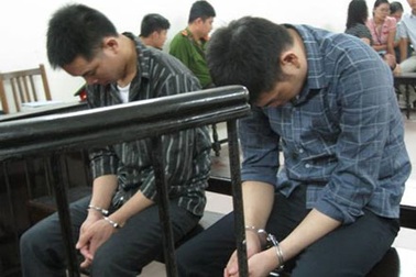 Hà Nội: Đánh chết người vì... bị từ chối rượu tại tiệc tân gia