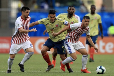 Colombia toàn thắng, Paraguay mong manh cơ hội đi tiếp