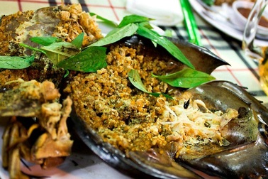 Những món ăn "níu chân" du khách khi tới Hạ Long