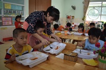 TPHCM: Trường mầm non giữ trẻ dịp hè từ ngày 16/7