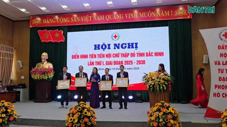 Báo Dân trí nhận Bằng khen tại Hội nghị điển hình tiên tiến tỉnh Bắc Ninh