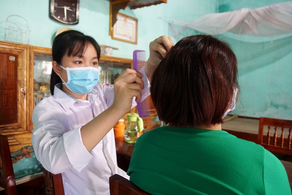 Cô gái có hoàn cảnh vô cùng éo le và ước mơ trở thành sinh viên kiểm toán - 6 Cô gái có hoàn cảnh vô cùng éo le và ước mơ trở thành sinh viên kiểm toán - 6
