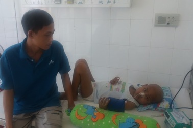 “Cho con về chơi với em, chết cũng được”