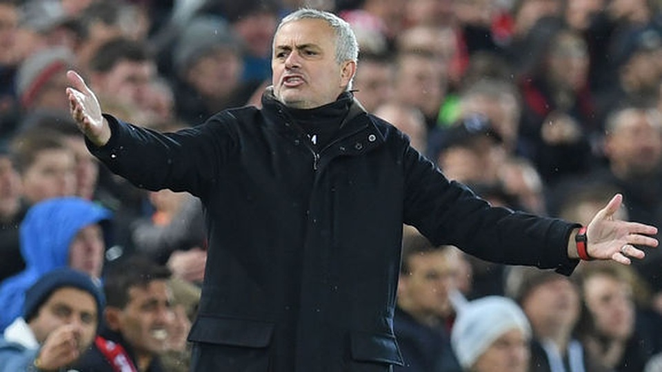 Choáng với số tiền lớn khủng khiếp HLV Mourinho nhận được khi bị sa thải - 12 Choáng với số tiền lớn khủng khiếp HLV Mourinho nhận được khi bị sa thải - 12