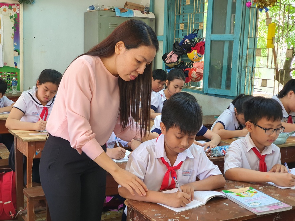 Ninh Thuận: Cho học sinh nghỉ học thêm 4 ngày - 1 Ninh Thuận: Cho học sinh nghỉ học thêm 4 ngày - 1