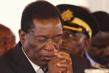 Zimbabwe siêu lạm phát, tỷ phú giàu nhất nước cũng “lặn” mất tăm