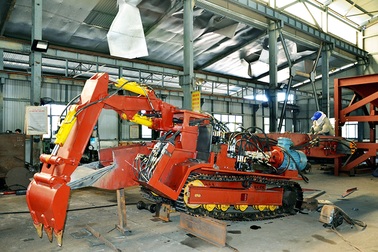 Công ty CP Cơ khí ô tô Uông Bí: Một năm vượt khó