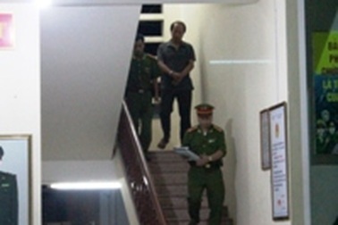 Vụ Cảnh sát dùng súng khống chế kiểm lâm: Khởi tố tổ trưởng tổ tuần tra