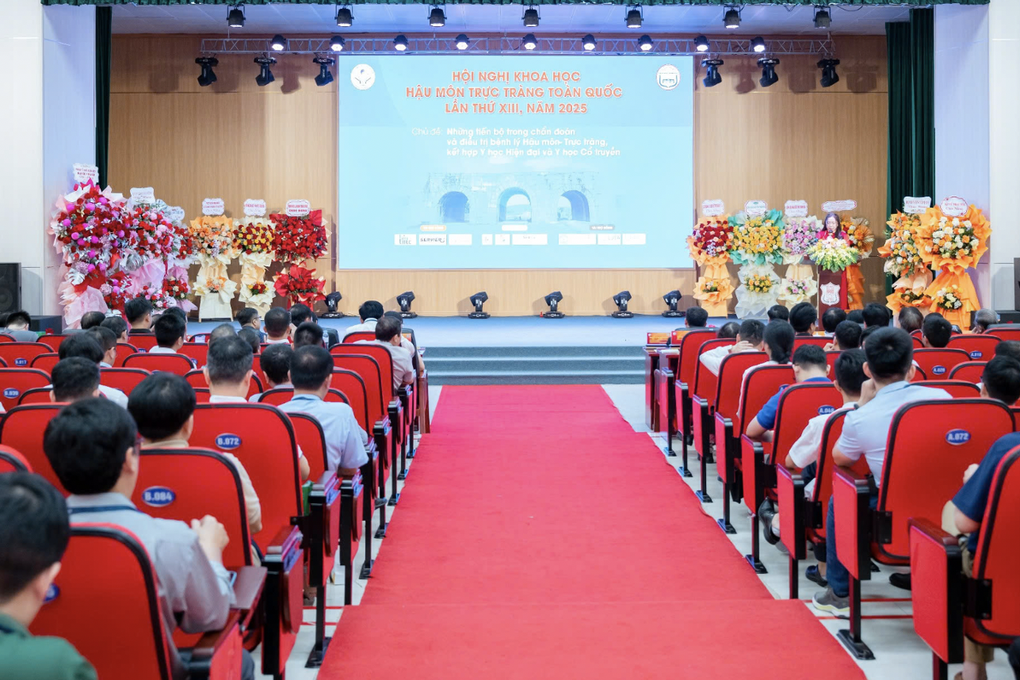 បច្ចេកទេសពិសេសមានអត្ថន័យសម្រាប់យុវវ័យដែលមានជំងឺមហារីកដ៏គ្រោះថ្នាក់ - ១ Kỹ thuật đặc biệt ý nghĩa với người trẻ mắc căn bệnh ung thư nguy hiểm - 1