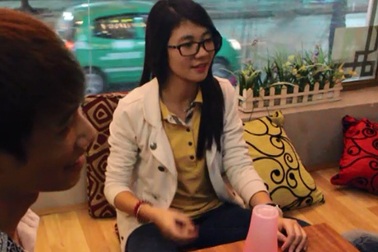 Hà Nội: Độc đáo chơi nhạc từ những chiếc cốc nhựa