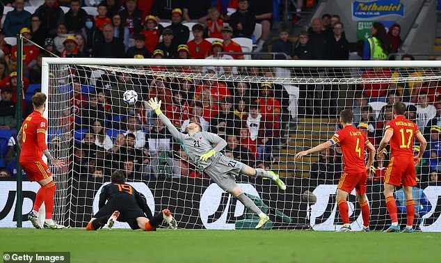 Hà Lan đánh bại Xứ Wales, Bỉ hạ Ba Lan với tỷ số tennis - 1