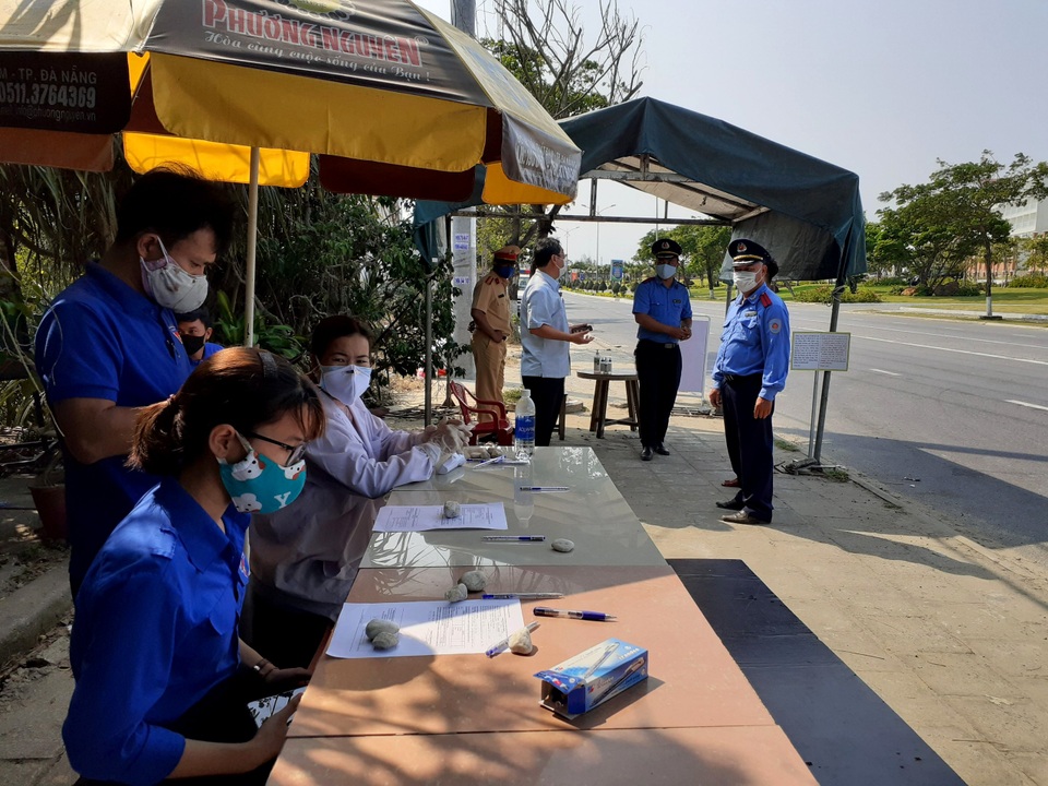 Tuổi trẻ Hội An chung tay phòng, chống dịch Covid-19 - 3 Tuổi trẻ Hội An chung tay phòng, chống dịch Covid-19 - 3