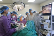 Người phụ nữ trẻ 23 tuổi không có âm đạo