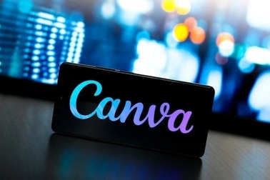 Canva “đứng hình” giữa cao điểm thiết kế 20/10, người dùng kêu trời