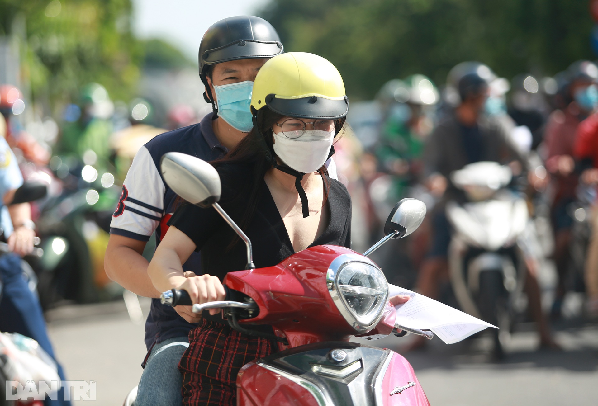 Đạp xe ra đường ở TPHCM với lý do mập mờ không thể xác thực bị phạt 2 triệu - 4 Đạp xe ra đường ở TPHCM với lý do mập mờ không thể xác thực bị phạt 2 triệu - 4