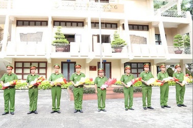 Bộ Công an khen thưởng các đơn vị phá nhanh vụ cướp tại trạm thu phí