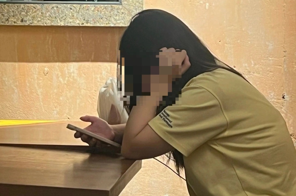 Đóng tiền tỷ nhưng con không được học, bố mẹ nghe chỉ trích giàu mà… - 3 Đóng tiền tỷ nhưng con không được học, bố mẹ nghe chỉ trích giàu mà… - 3