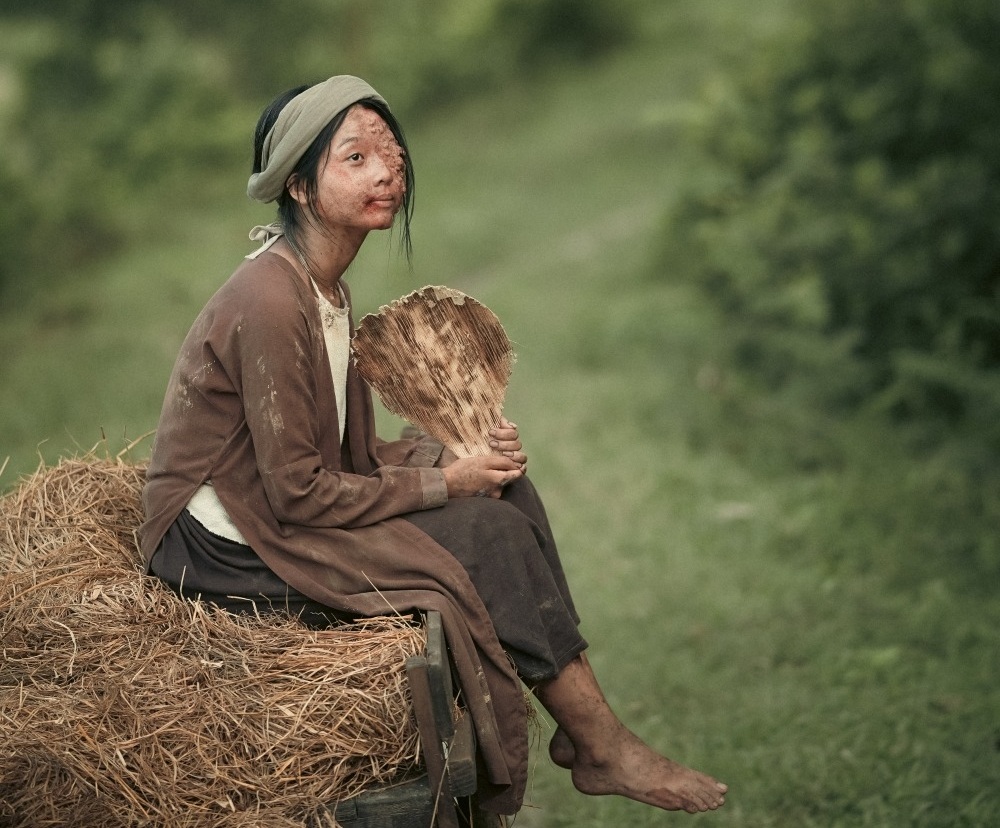 View - "Ma nhí" Lâm Thanh Mỹ: Lột xác tuổi 19, gây sốc với phong cách "gái hư" | Báo Dân trí