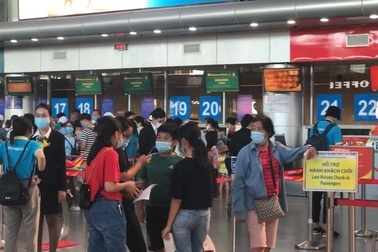 Chuyến bay thương mại quốc tế đầu tiên trở lại Đà Nẵng tới từ Singapore