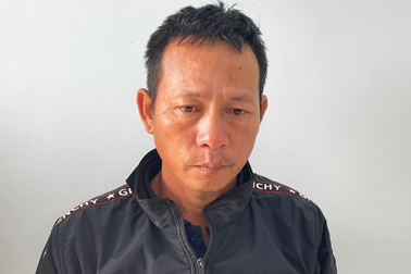 Kẻ đánh shipper gãy cả 2 tay đối diện với mức hình phạt nào?