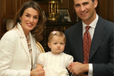 Bị phạt tiền vì vẽ “cảnh nóng” của hoàng gia