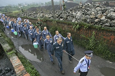 Trung Quốc bỏ lấy nội tạng tử tù để cấy ghép