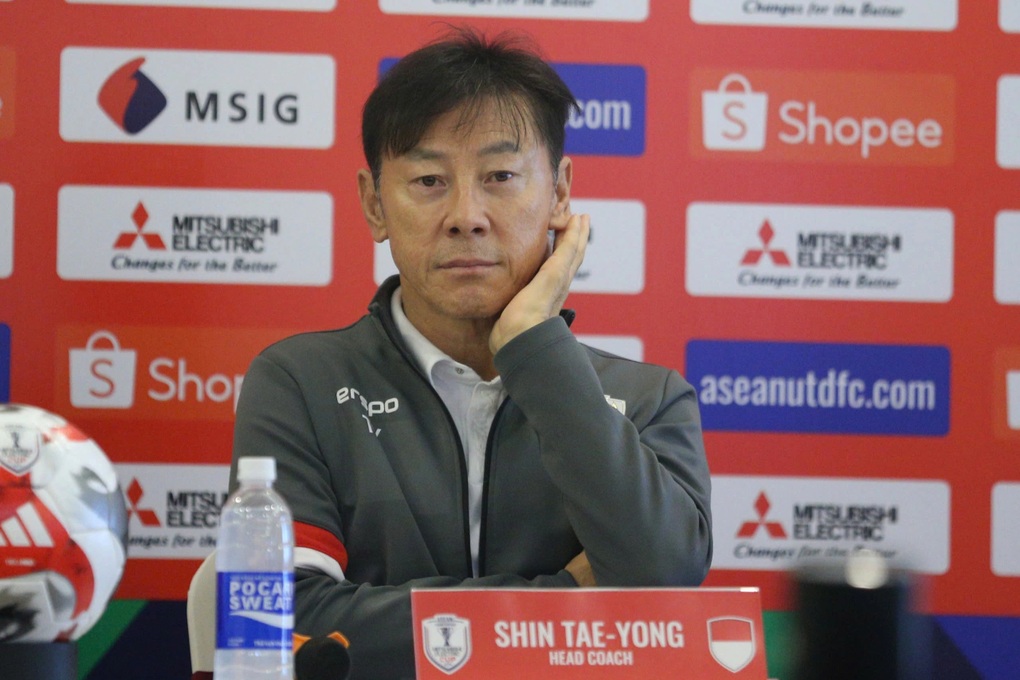 HLV Shin Tae Yong: Việt Nam là đội mạnh nhất AFF Cup 2024 - 2 HLV Shin Tae Yong: Việt Nam là đội mạnh nhất AFF Cup 2024 - 2
