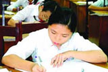 Năm 2006, bỏ thi tốt nghiệp trung học cơ sở 
