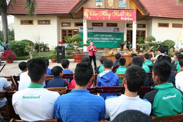 Nutifood chuẩn bị kiến thức dinh dưỡng cho U19 